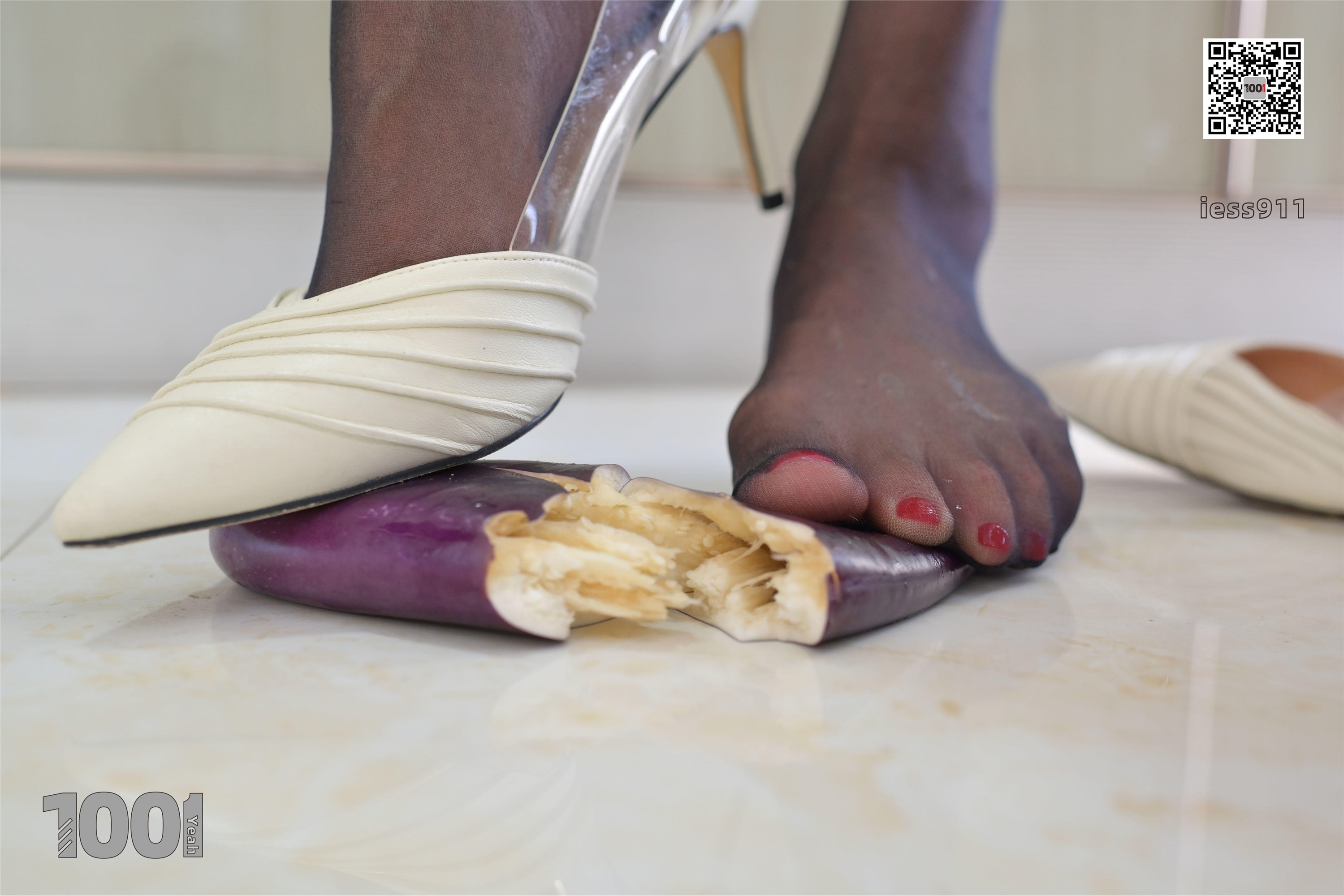 IESS异思趣向  一千零一夜 模特：Lucy《厨房里的妻子2》